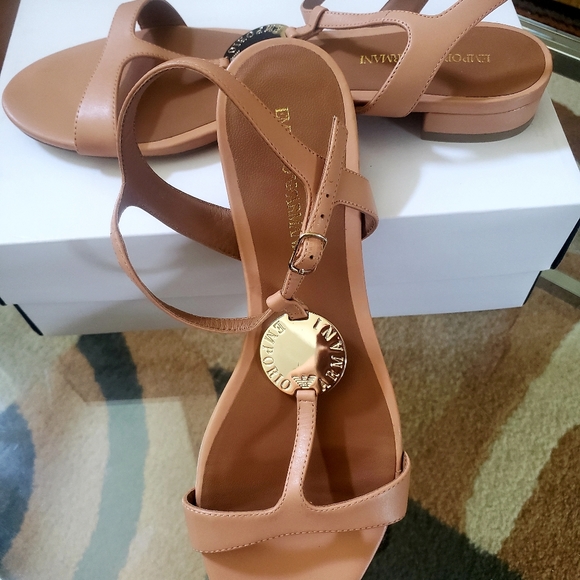 Emporio Armani T-Strap Nude Sandals - Picture 2 of 6